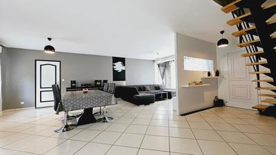 Maison - 152 m² - 5 pièces