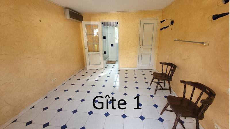 Maison - 245 m² - 11 pièces