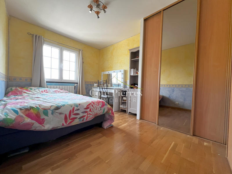 Maison - 178 m² - 7 pièces