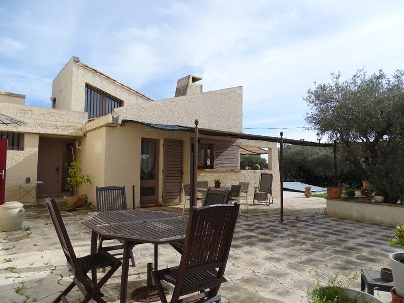 Villa - 210 m² - 6 pièces