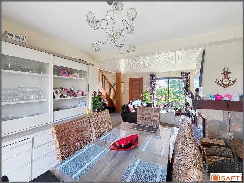 Maison - 97 m² - 4 pièces