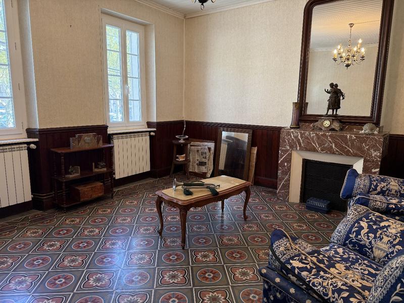 Maison de ville - 225 m² - 8 pièces