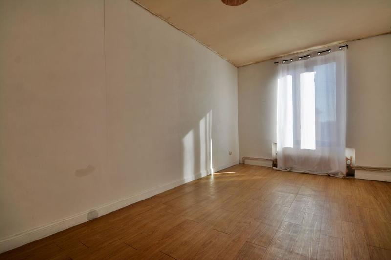 Maison - 90 m² - 3 pièces