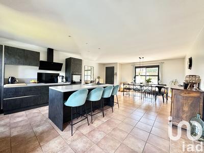 Maison - 125 m² - 7 pièces