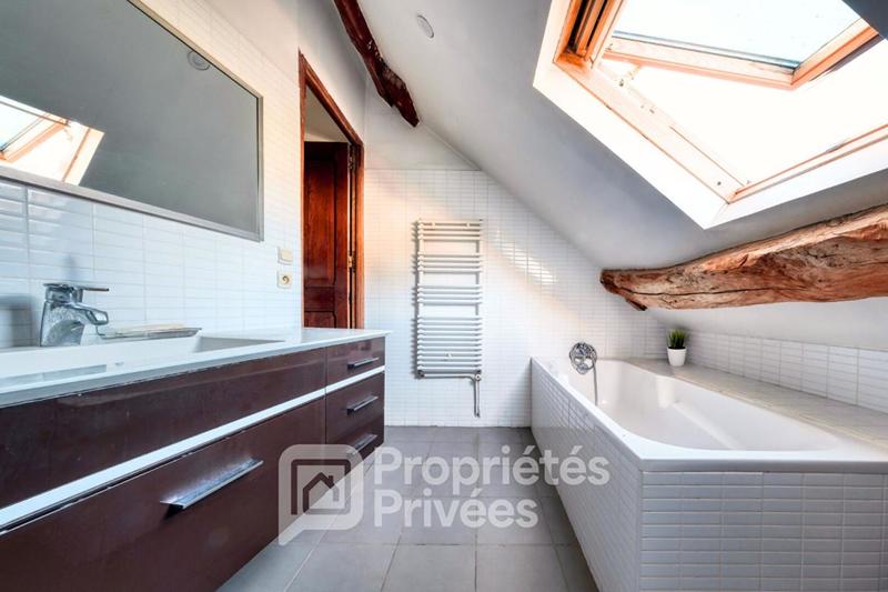 Maison - 186 m² - 7 pièces