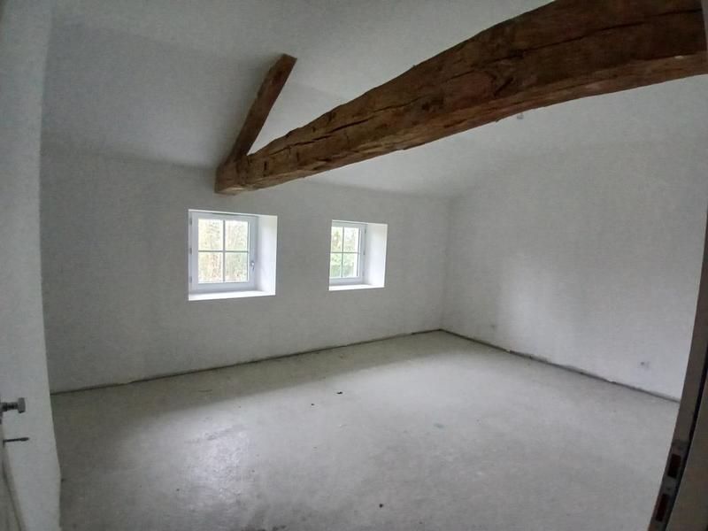 Maison en pierre - 69 m² - 3 pièces