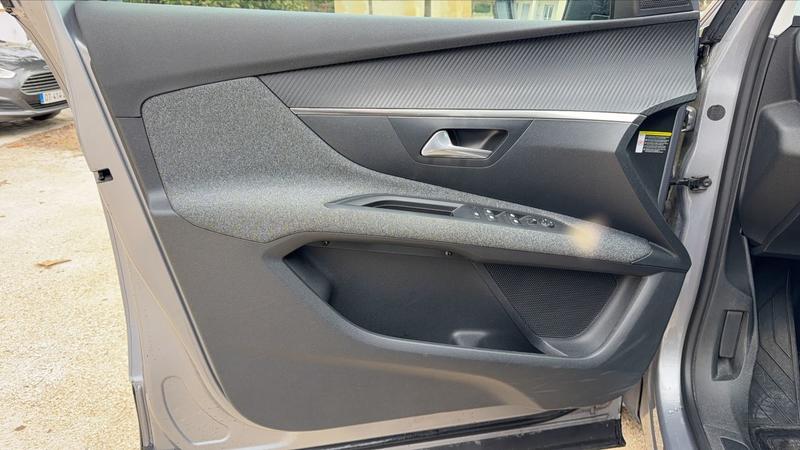 Peugeot 3008 1.2 PureTech 130 Allure