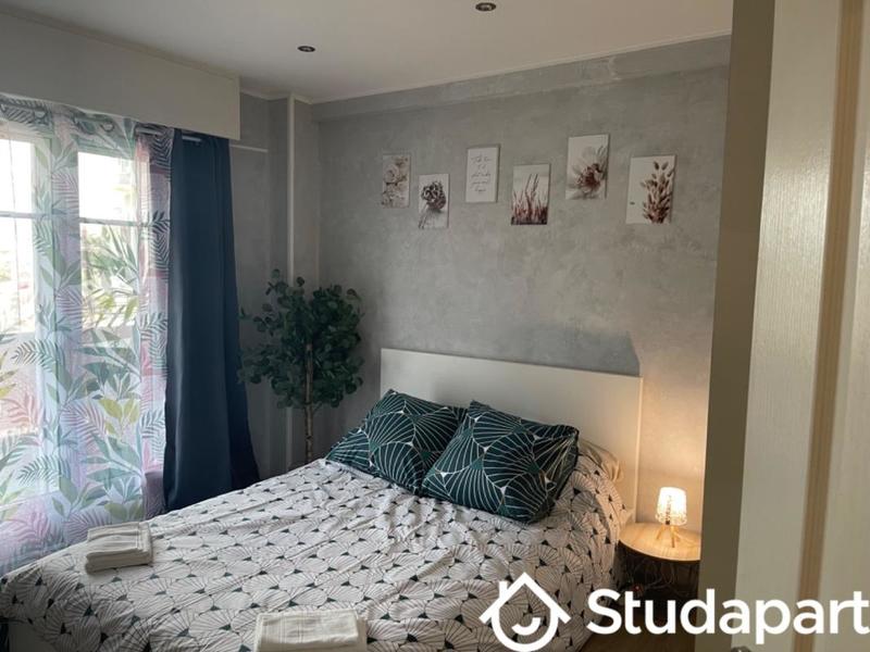 Chambre - 10 m² - 1 pièce