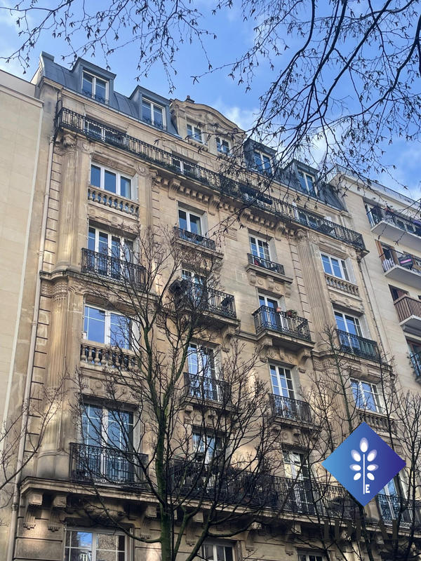 Appartement - 83 m² - 4 pièces