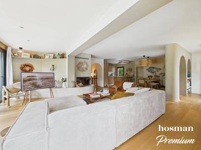 Maison - 180 m² - 6 pièces