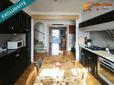 Maison - 122 m² - 5 pièces