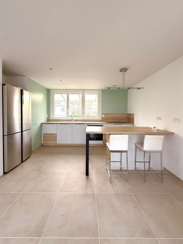 Maison - 91 m² - 4 pièces