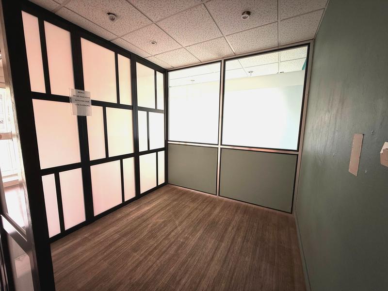 Local commercial - 200 m²