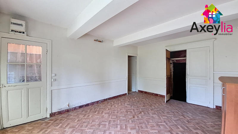 Maison - 188 m² - 8 pièces