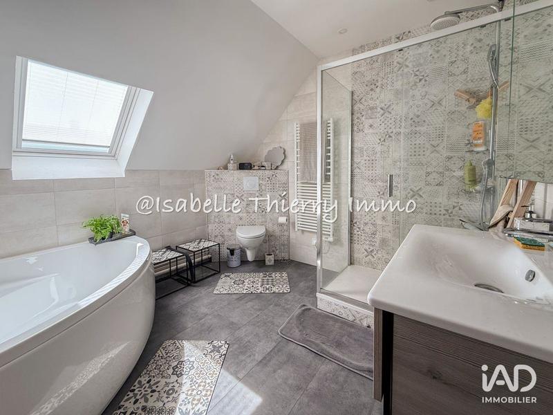 Maison - 146 m² - 5 pièces