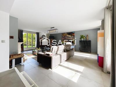 Maison - 202 m² - 7 pièces