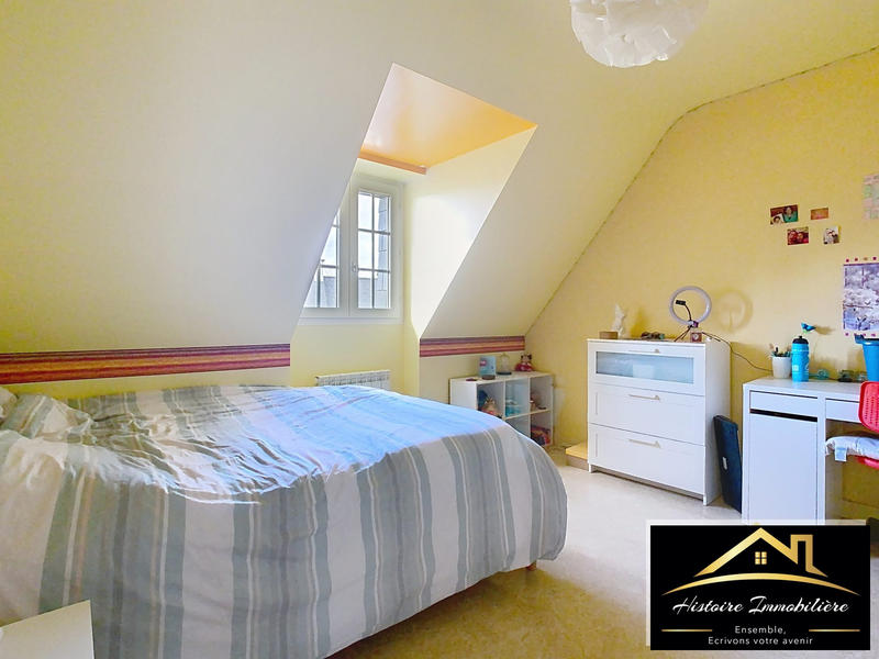 Maison traditionnelle - 125 m² - 8 pièces