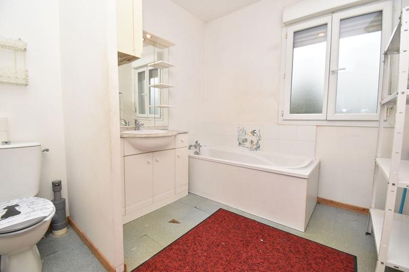 Pavillon - 127 m² - 7 pièces