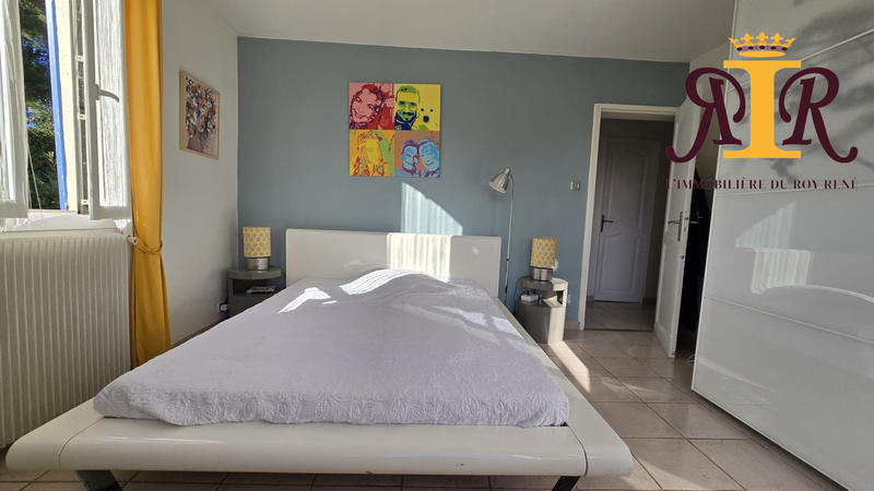 Maison traditionnelle - 140 m² - 6 pièces