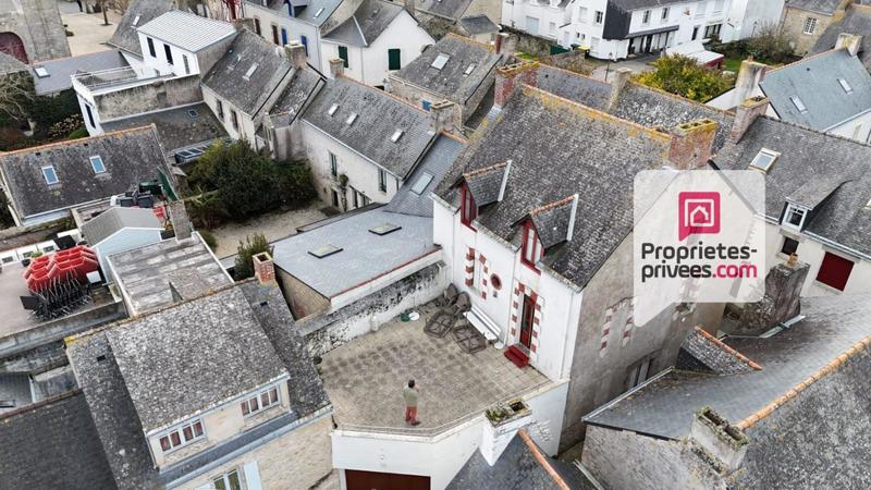 Maison - 165 m² - 7 pièces