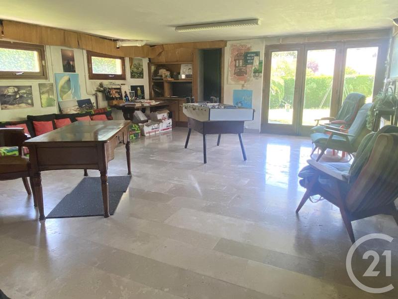 Maison - 187 m² - 7 pièces