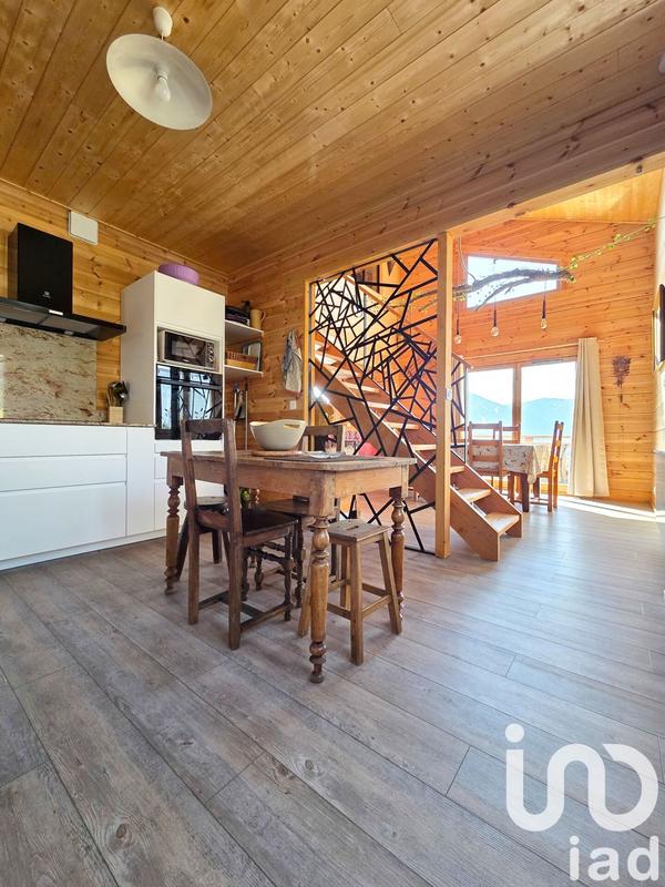 Châlet - 188 m² - 7 pièces