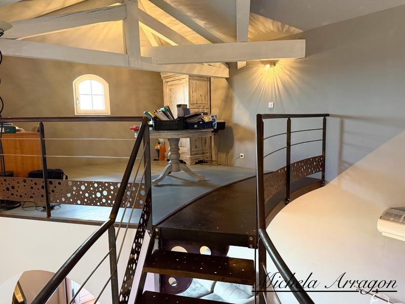 Villa - 210 m² - 7 pièces