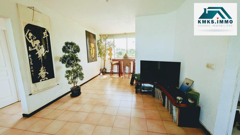 Appartement - 90 m² - 4 pièces