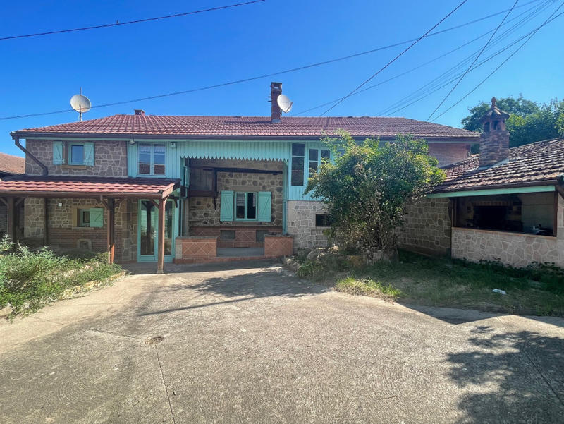 Maison - 87 m² - 4 pièces