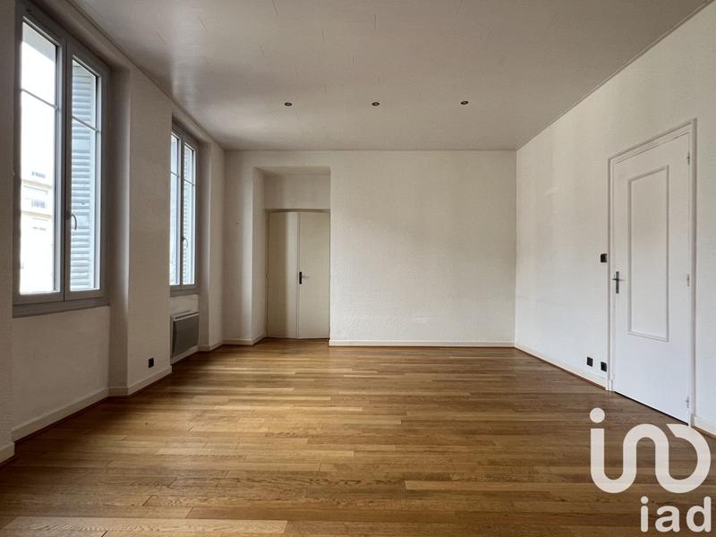 Appartement - 201 m² - 6 pièces