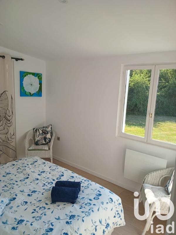 Maison - 215 m² - 10 pièces