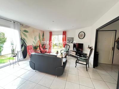 Maison - 96 m² - 4 pièces