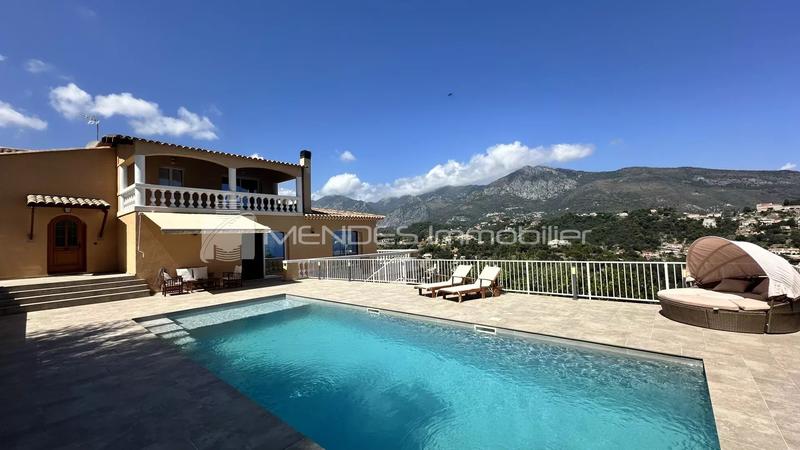 Villa - 320 m² - 10 pièces