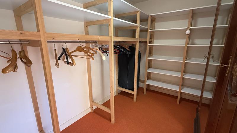 Maison - 235 m² - 7 pièces