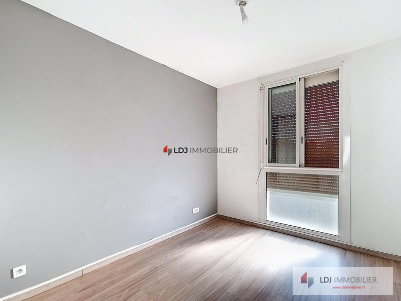 Appartement - 70 m² - 4 pièces