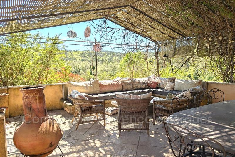 Maison - 499 m² - 8 pièces