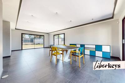 Maison d'architecte - 214 m² - 5 pièces