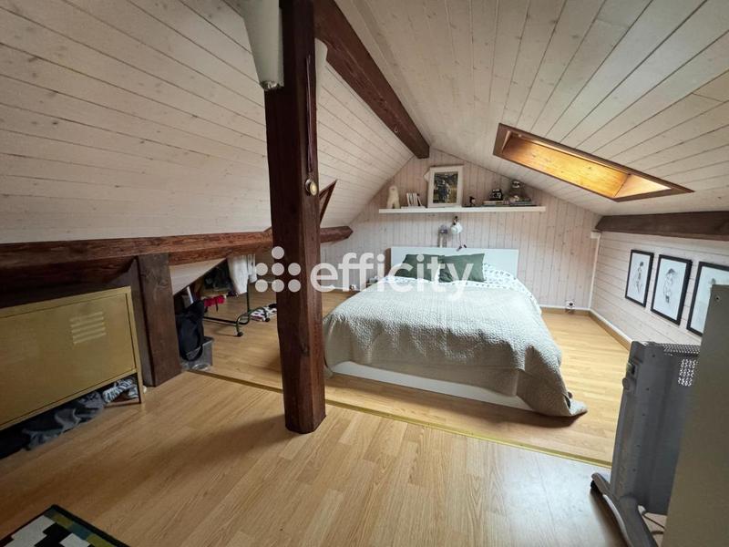 Bureau - 270 m² - 9 pièces