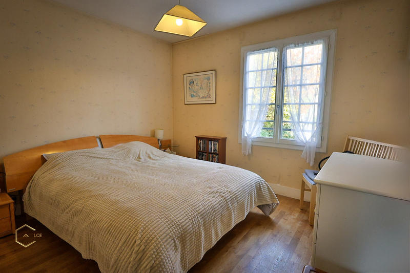 Maison - 121 m² - 6 pièces