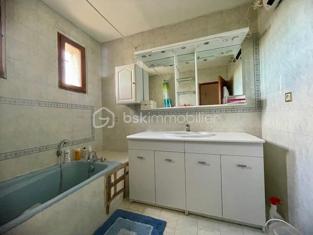 Villa - 150 m² - 6 pièces