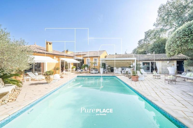 Propriété - 166 m² - 5 pièces