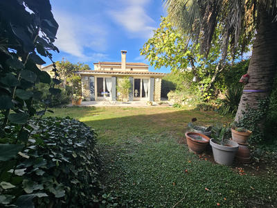 Maison - 184 m² - 6 pièces
