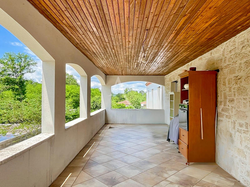 Maison - 145 m² - 5 pièces