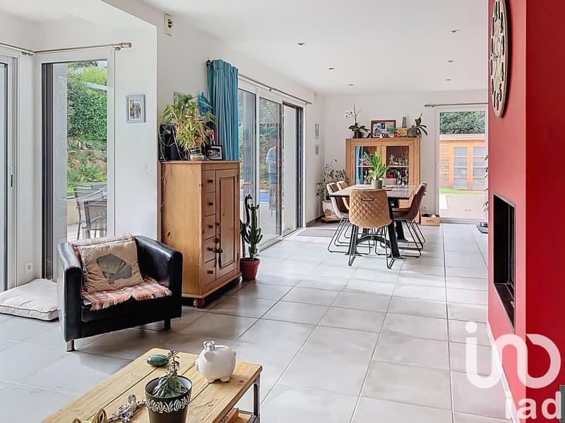 Maison de maîtres - 146 m² - 6 pièces