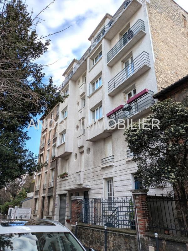 Studio - 28 m² - 1 pièce