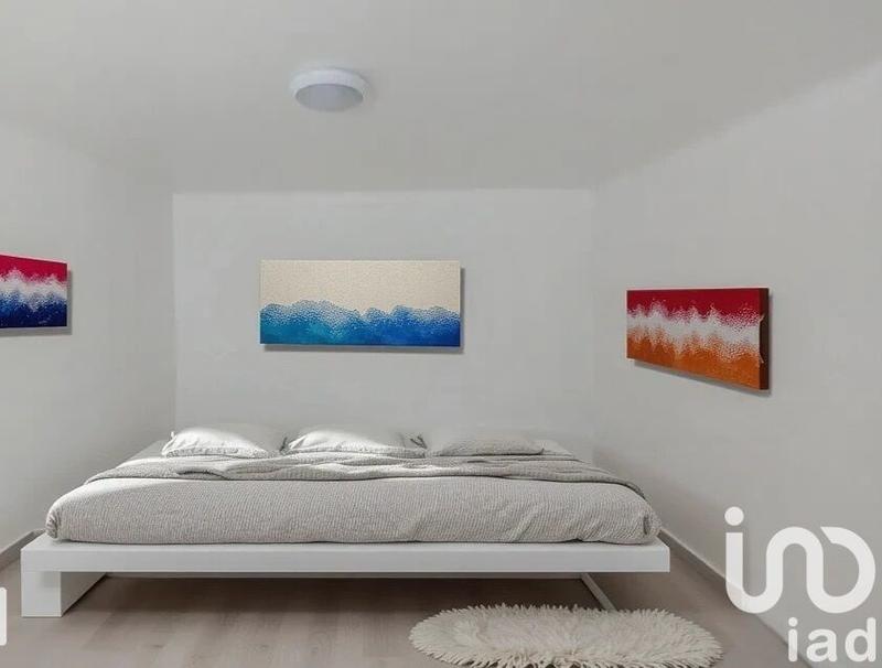 Maison - 94 m² - 7 pièces