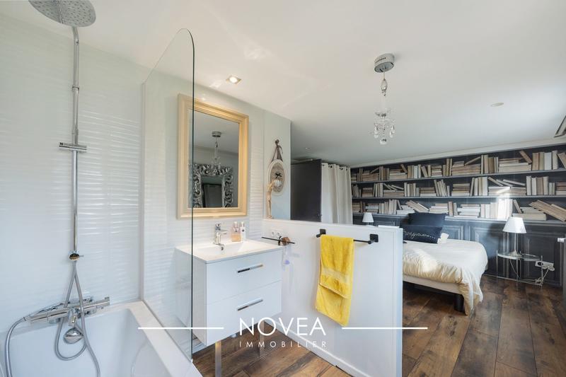 Maison - 185 m² - 5 pièces