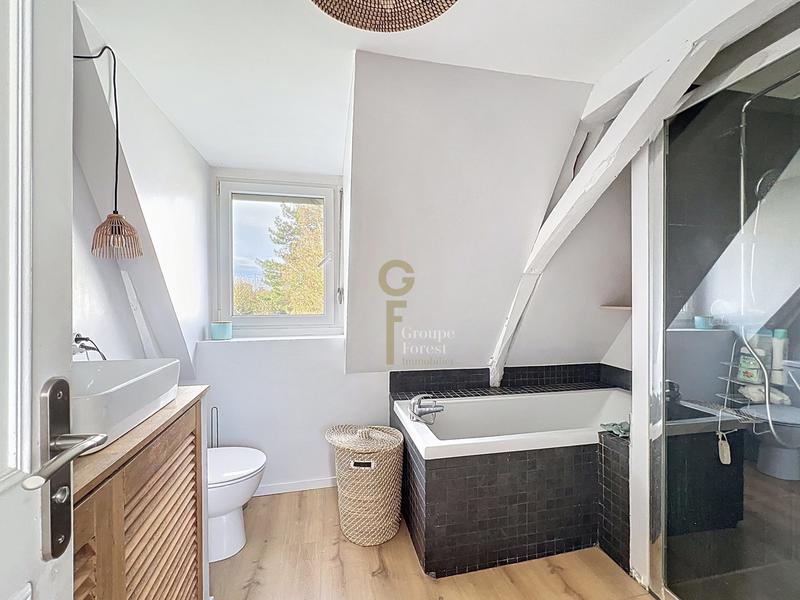 Maison - 146 m² - 5 pièces