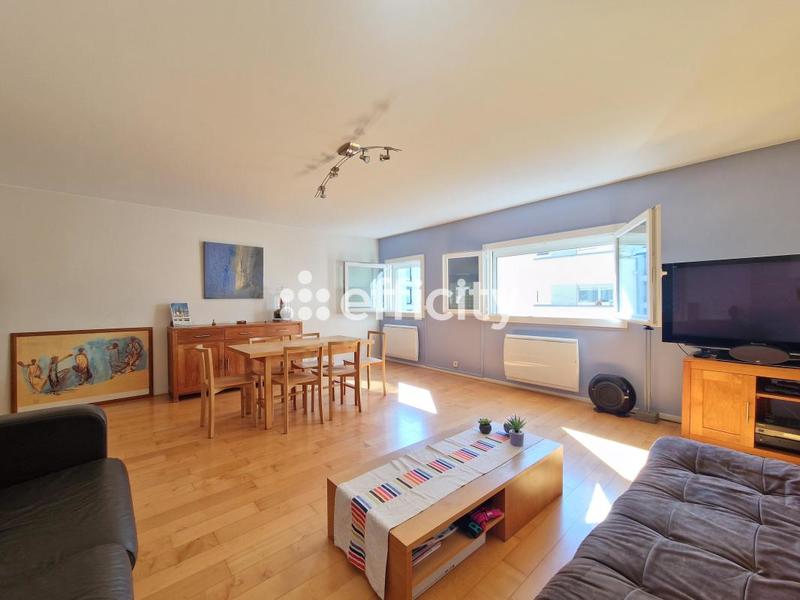 Appartement - 81 m² - 3 pièces