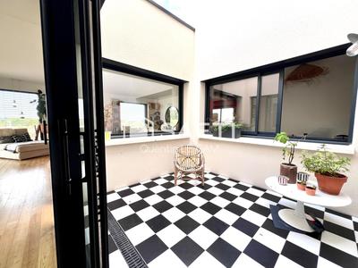 Maison - 170 m² - 7 pièces